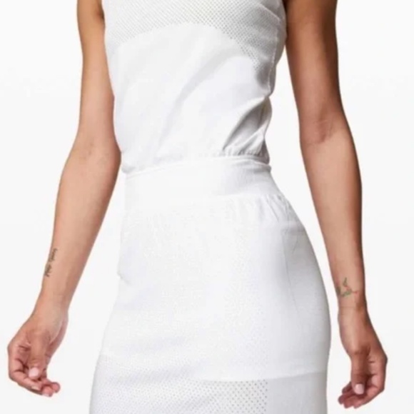 Lululemon Flex On Court Dress - size 4 - Picture 1 of 6